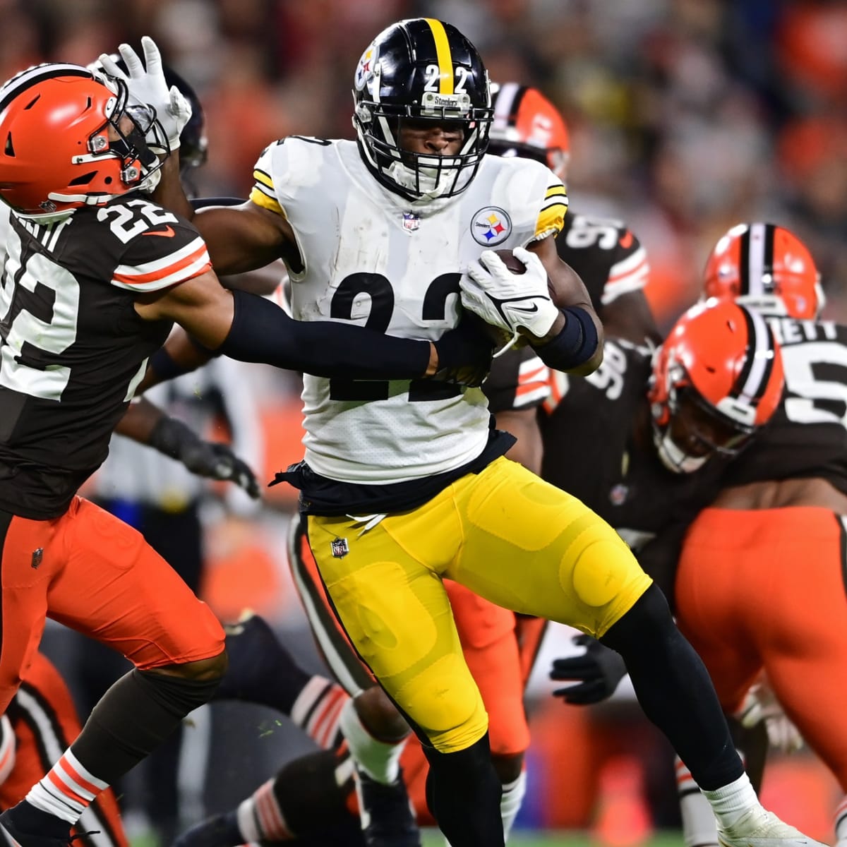 Packers reportedly shopping guard Lane Taylor. Could the Browns have  interest? - Sports Illustrated Cleveland Browns News, Analysis and More