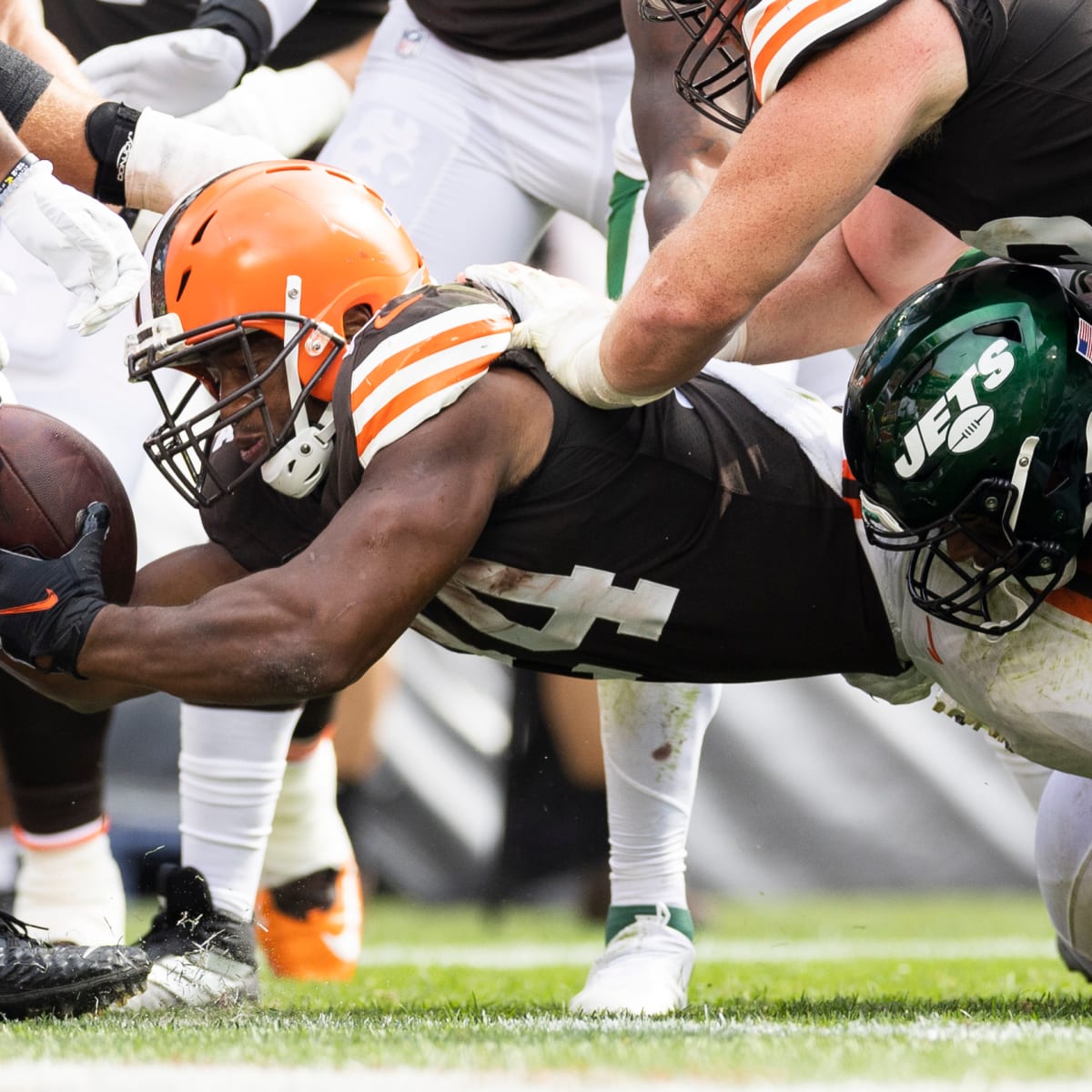 By the Numbers: Nick Chubb clears 100 yards for 3rd time in 2022, but  Falcons go over 200 to down Browns