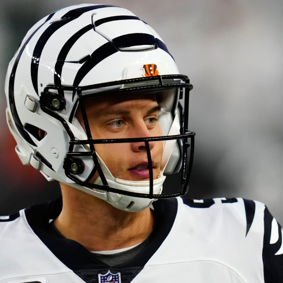 Bengals will wear black jerseys and white pants in Wild Card game