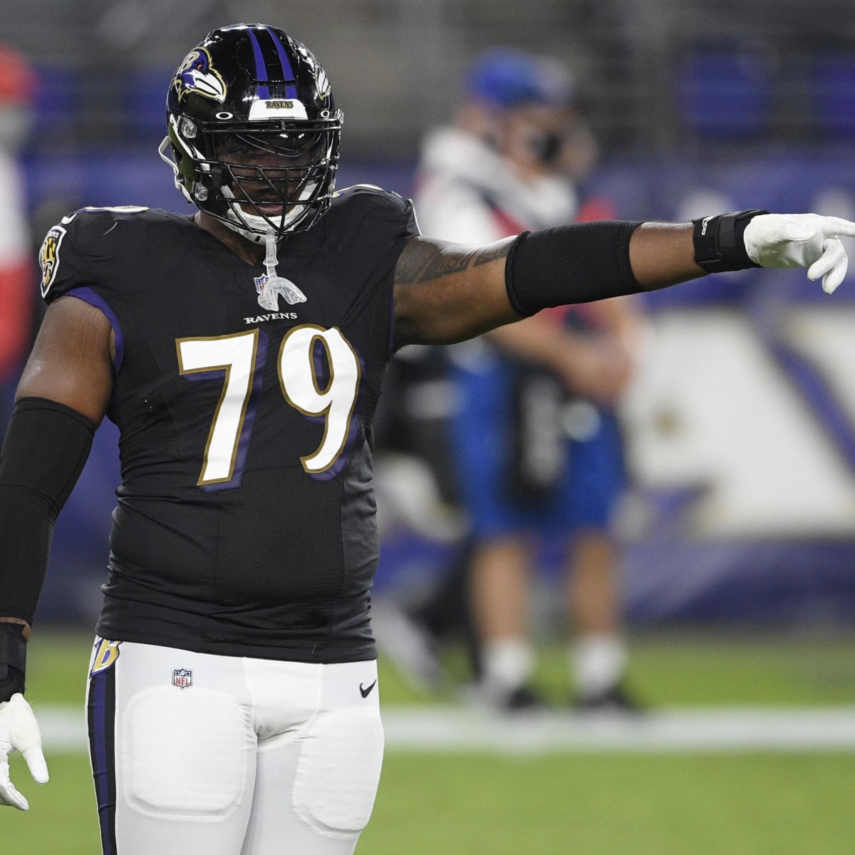 Ravens' Ronnie Stanley returns to practice after severe ankle injury