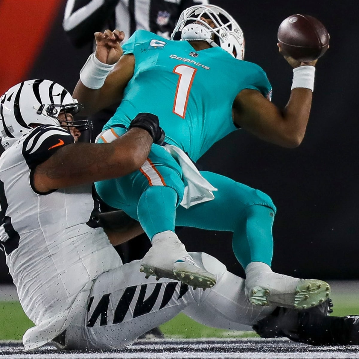 Bengals beat Dolphins after Tua Tagovailoa's scary injury knocks him out of  game