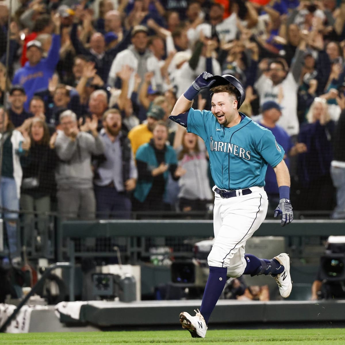 Mariners Break 21-Year Playoff Drought, Clinch Wild Card Spot - Sports  Illustrated