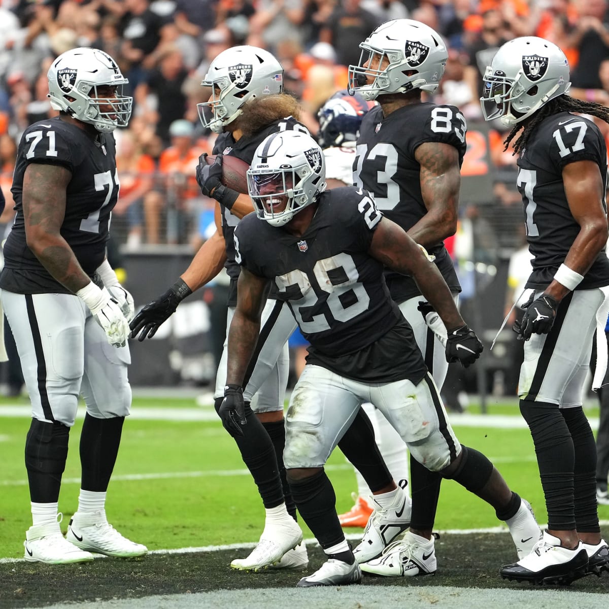 Las Vegas Raiders run over Denver Broncos, 37-12 in AFC West action