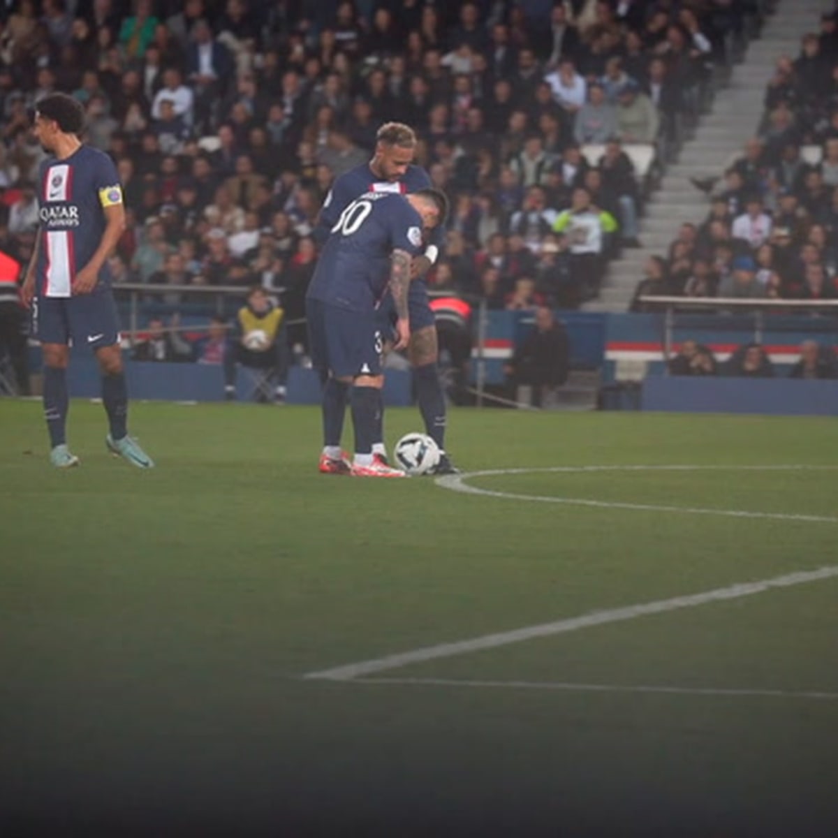 WATCH: Messi scores wonderful free-kick to give PSG the lead vs