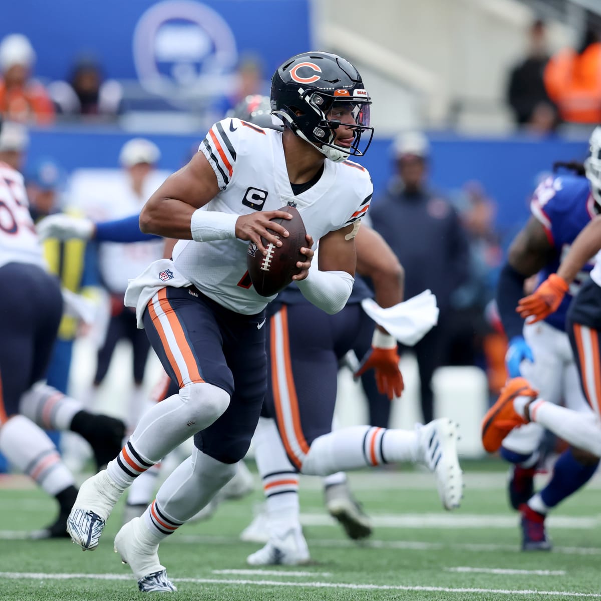 Why Chicago Bears Fans Should LOVE Their Schedule w/Courtney Cronin 