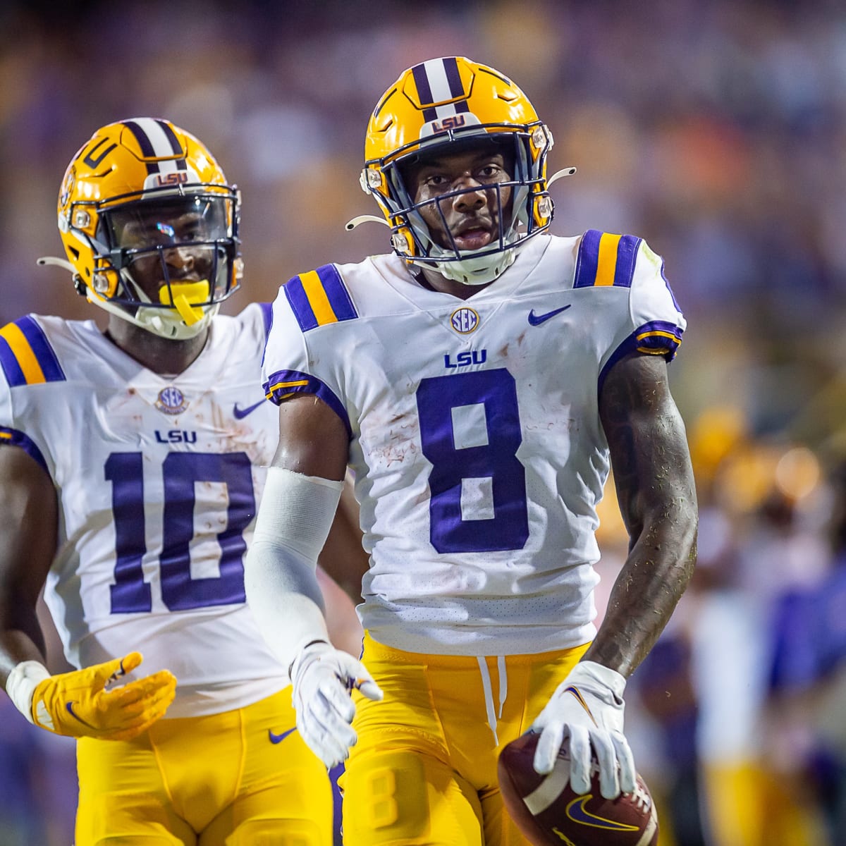 Former LSU receivers have mastered the art of the 1-handed catch