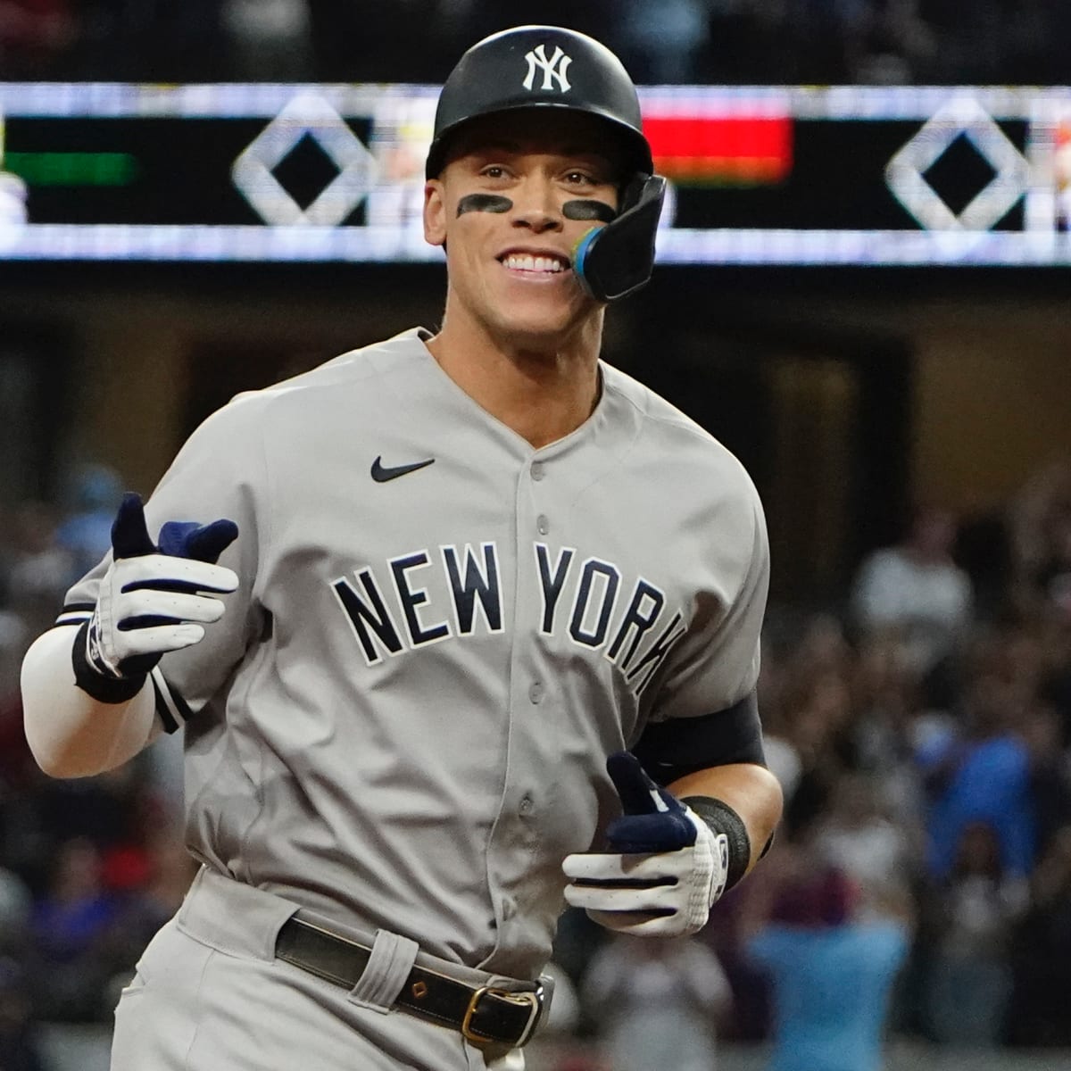 Aaron Judge AL Record 62nd Home Run New York Yankees 8 x 10