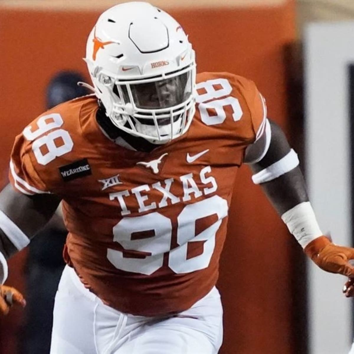 Texas football player Moro Ojomo's NFL draft journey has been 'unique'