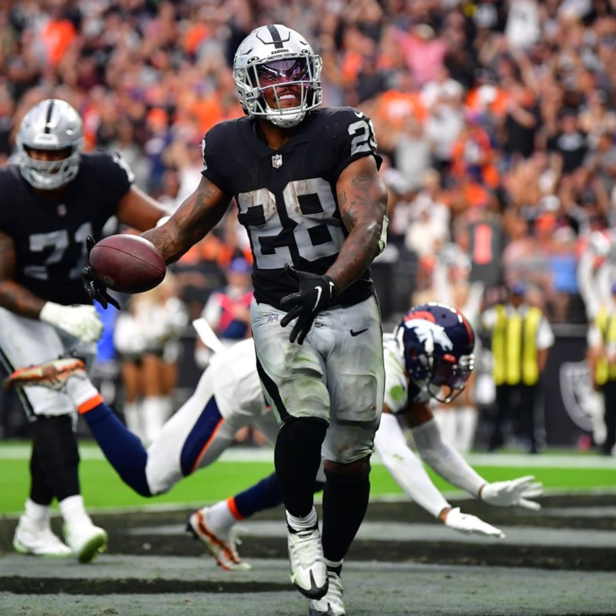 Raiders news: Josh Jacobs ranked as Top 10 running back - Silver And Black  Pride