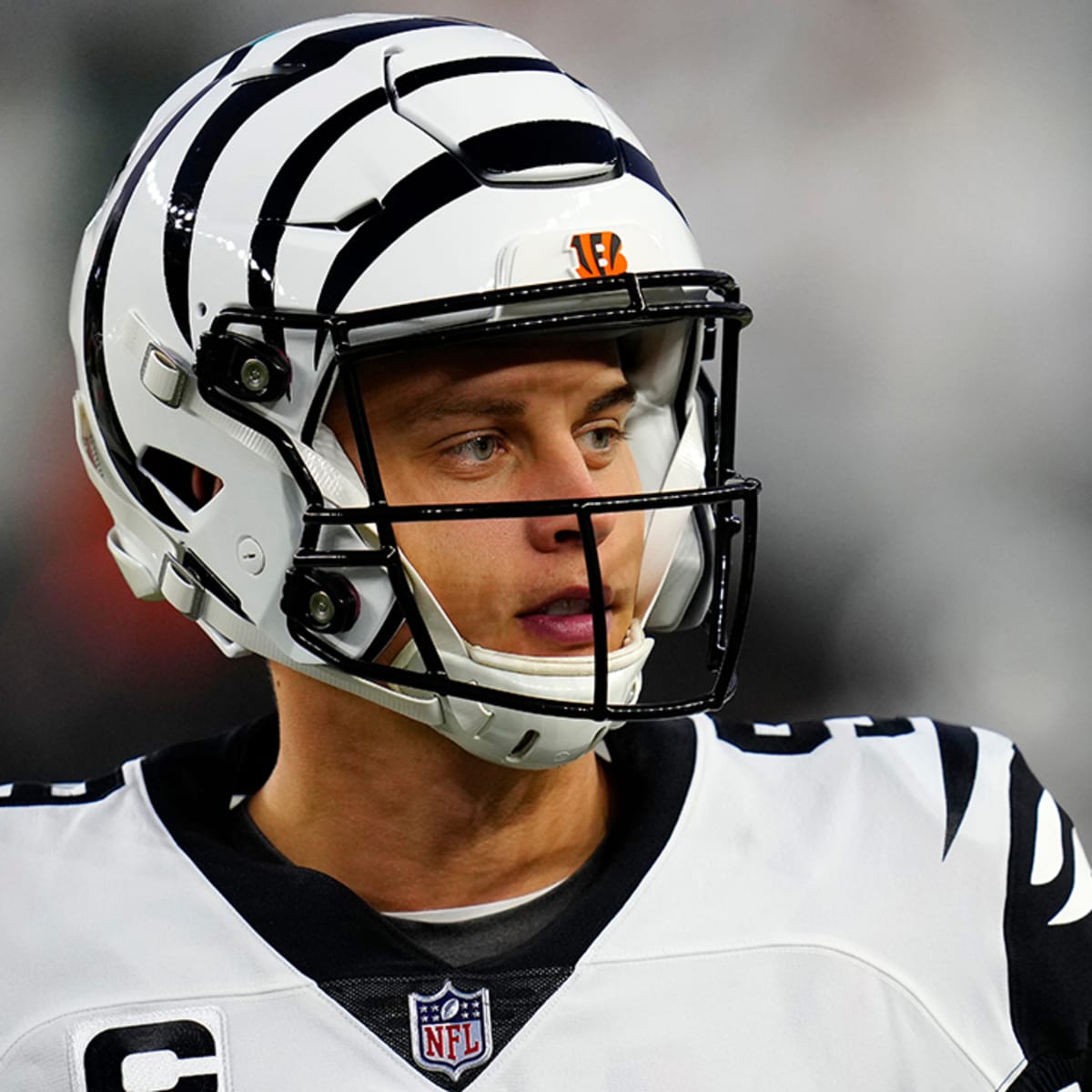 Bengals' Joe Burrow comments on Tua Tagovailoa's head injury, concussion  protocol: Football 'is a dangerous game'