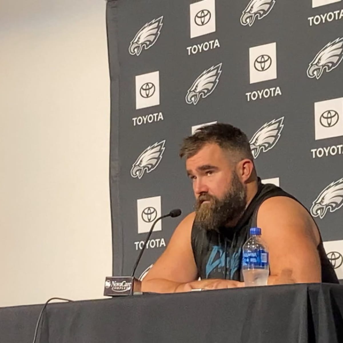 Philadelphia Eagles Jason Kelce Gives Honest Assessment Of Slow Offensive  Start - Gridiron Heroics