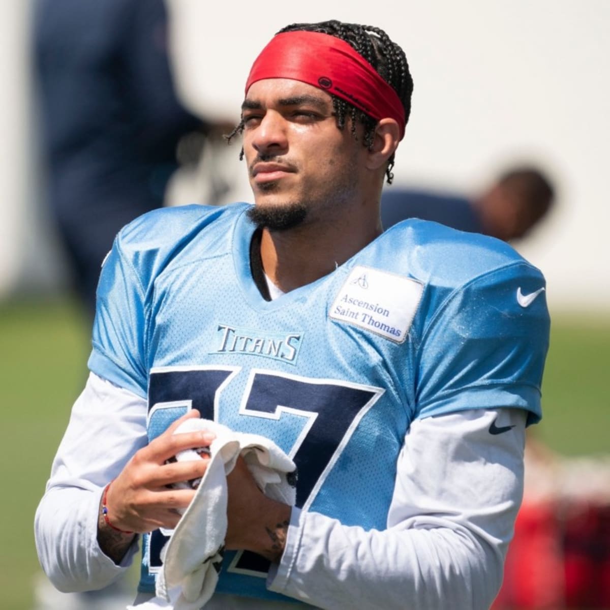 Tennessee Titans Wednesday Injury Report: Amani Hooker Dealing With  Concussion - Sports Illustrated Tennessee Titans News, Analysis and More