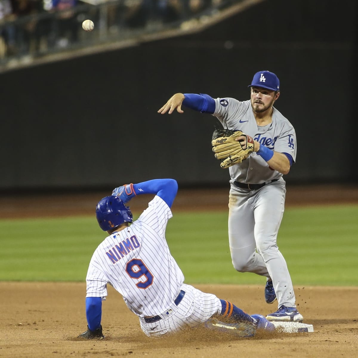 Dodgers counting on Gavin Lux at shortstop? 