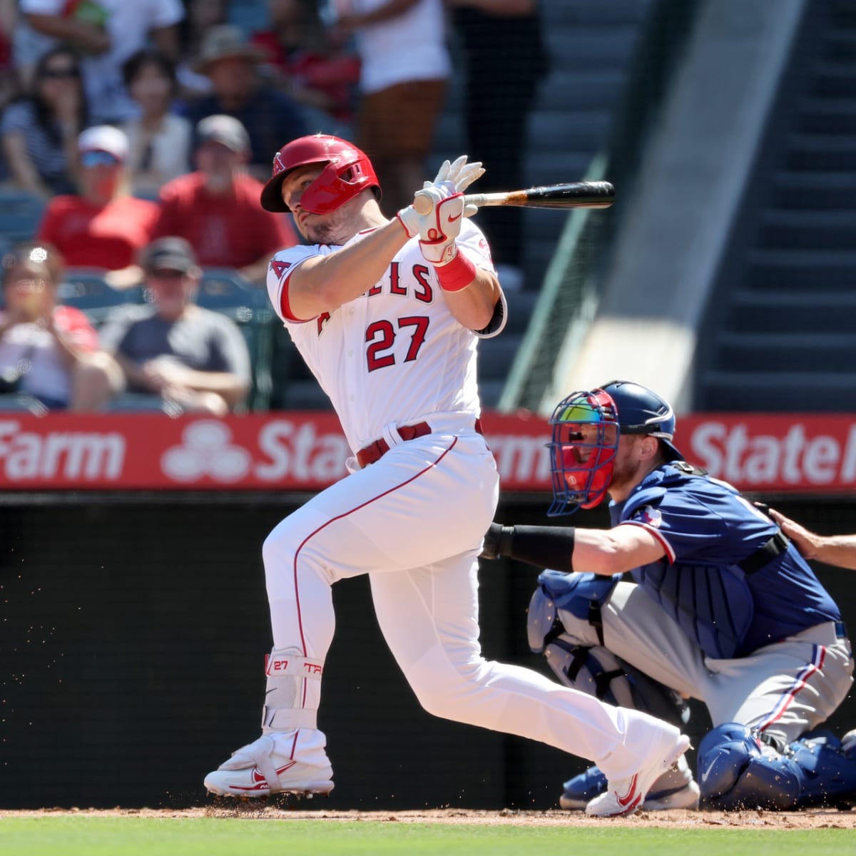 Mike Trout Los Angeles Angels Signed Home Run Hit 16x20 MLB Authentic