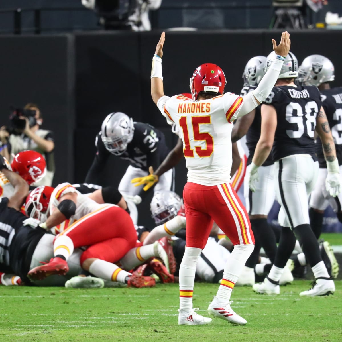 Kansas City Chiefs vs. Las Vegas Raiders game flexed to Saturday