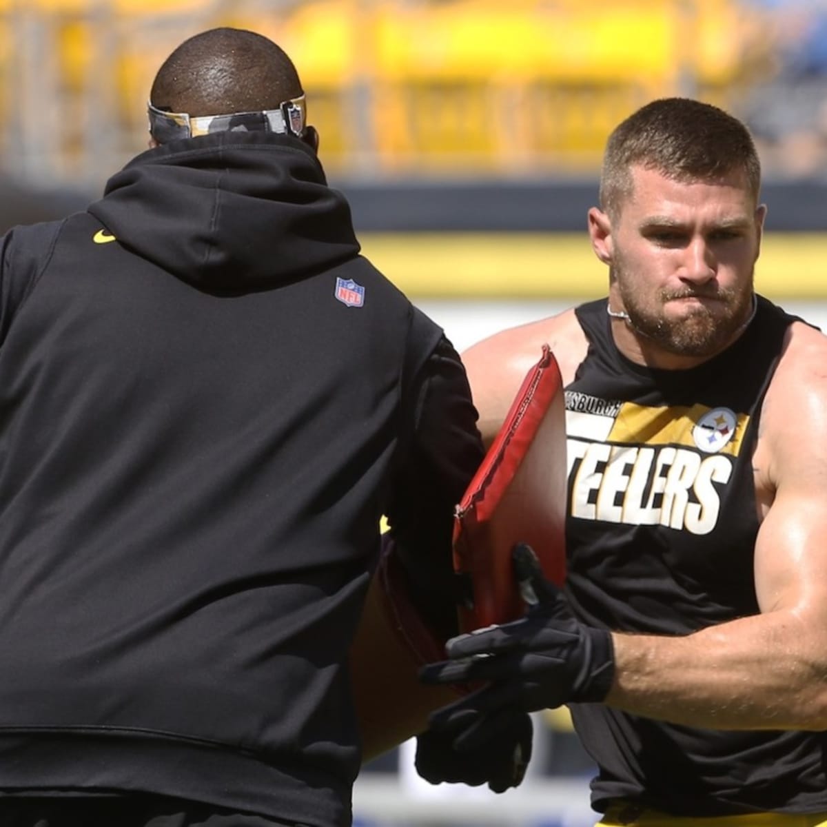 T.J. Watt leaves the the Steelers preseason finale with knee injury -  Behind the Steel Curtain