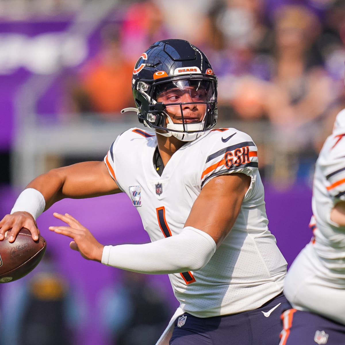 Chicago Bears wide receiver Dante Pettis' route running frees up  quarterback Justin Fields' 12-yard TD toss