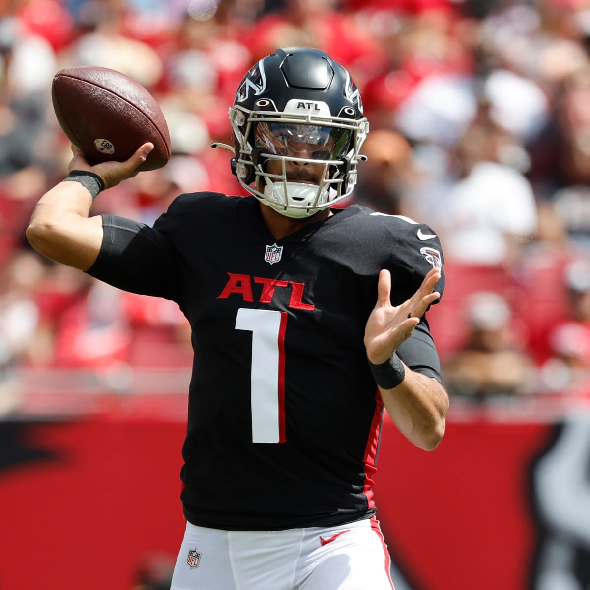 How much money do Falcons save by cutting Marcus Mariota?