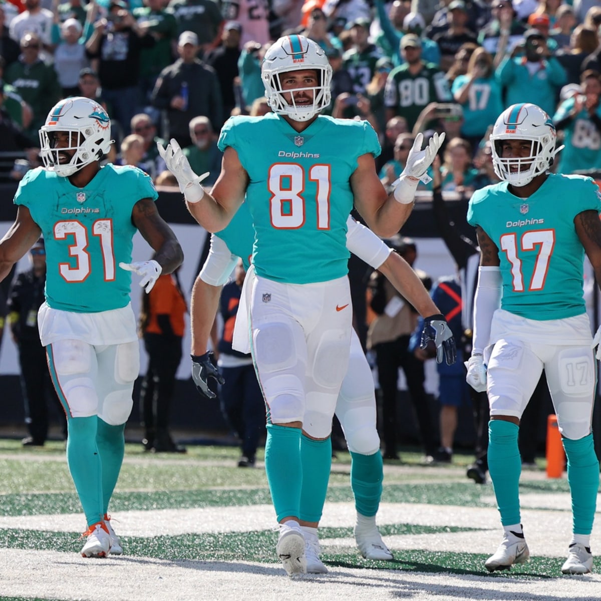 Dolphins 2022 regular season snap leaders at every position