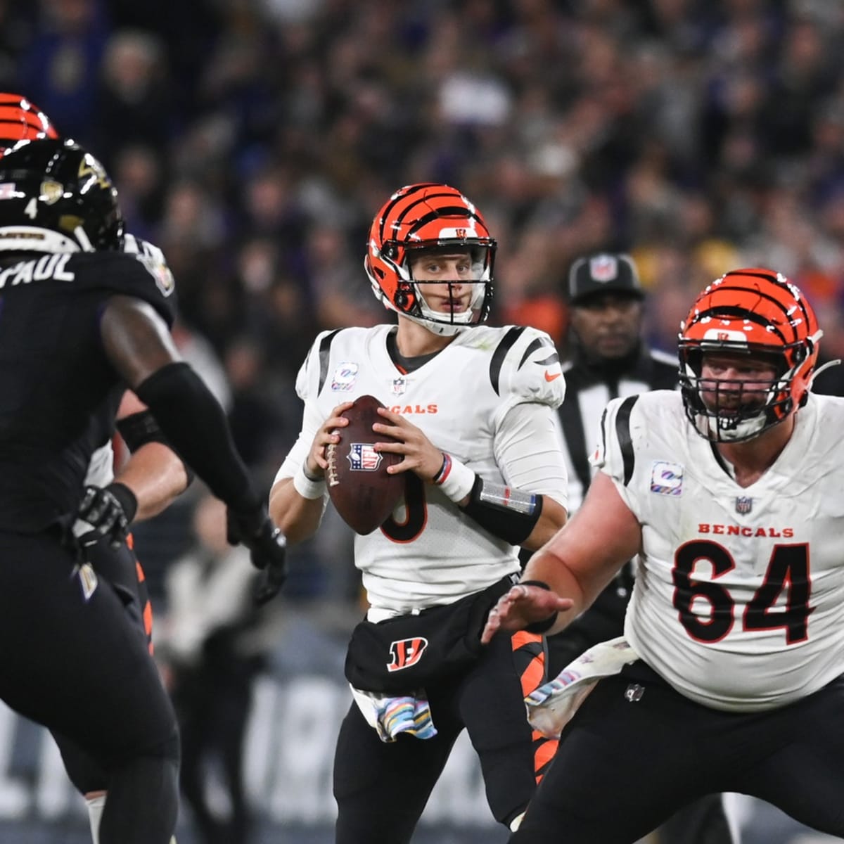 Cincinnati Bengals, Cleveland trade tweets about Browns' white helmets