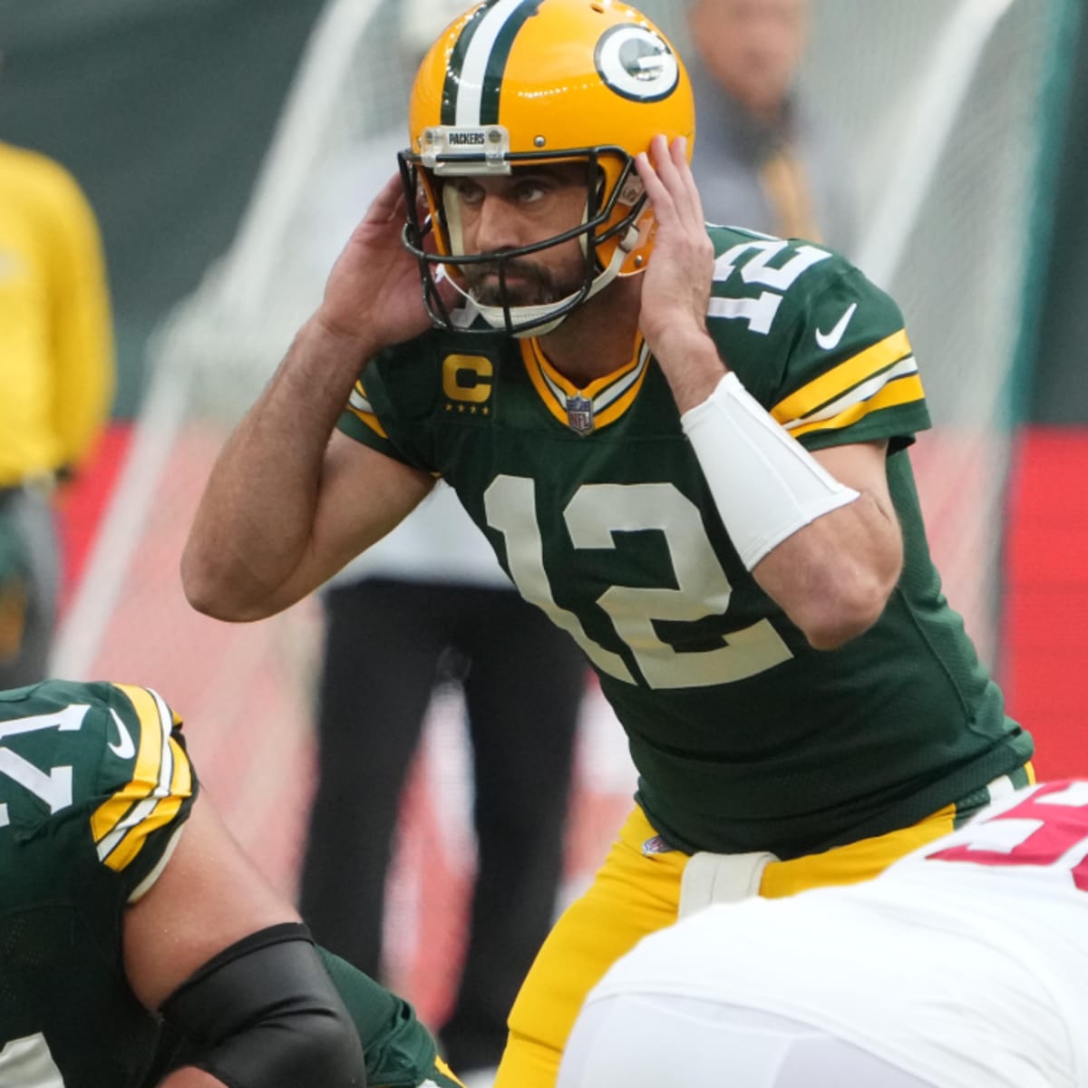 On gutting, exhilarating night, Jets locker room sorts through aftermath of  Aaron Rodgers injury