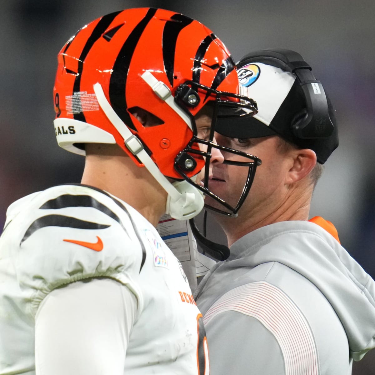 Cincinnati Bengals, Cleveland trade tweets about Browns' white helmets