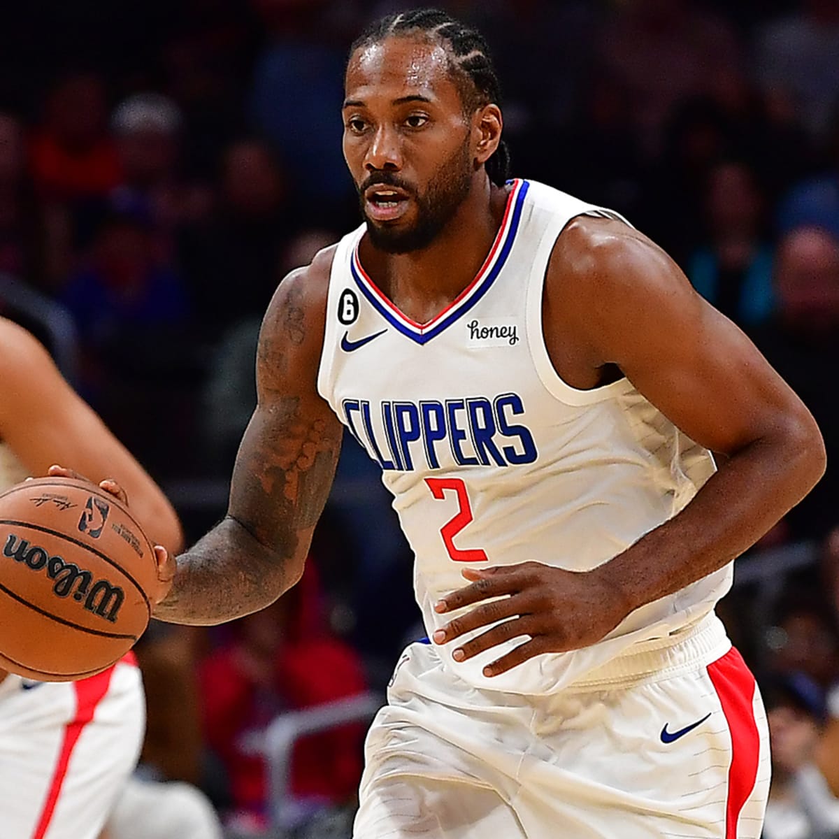 Kawhi Leonard rumors: Clippers star expected to re-sign with team, per  report - DraftKings Network