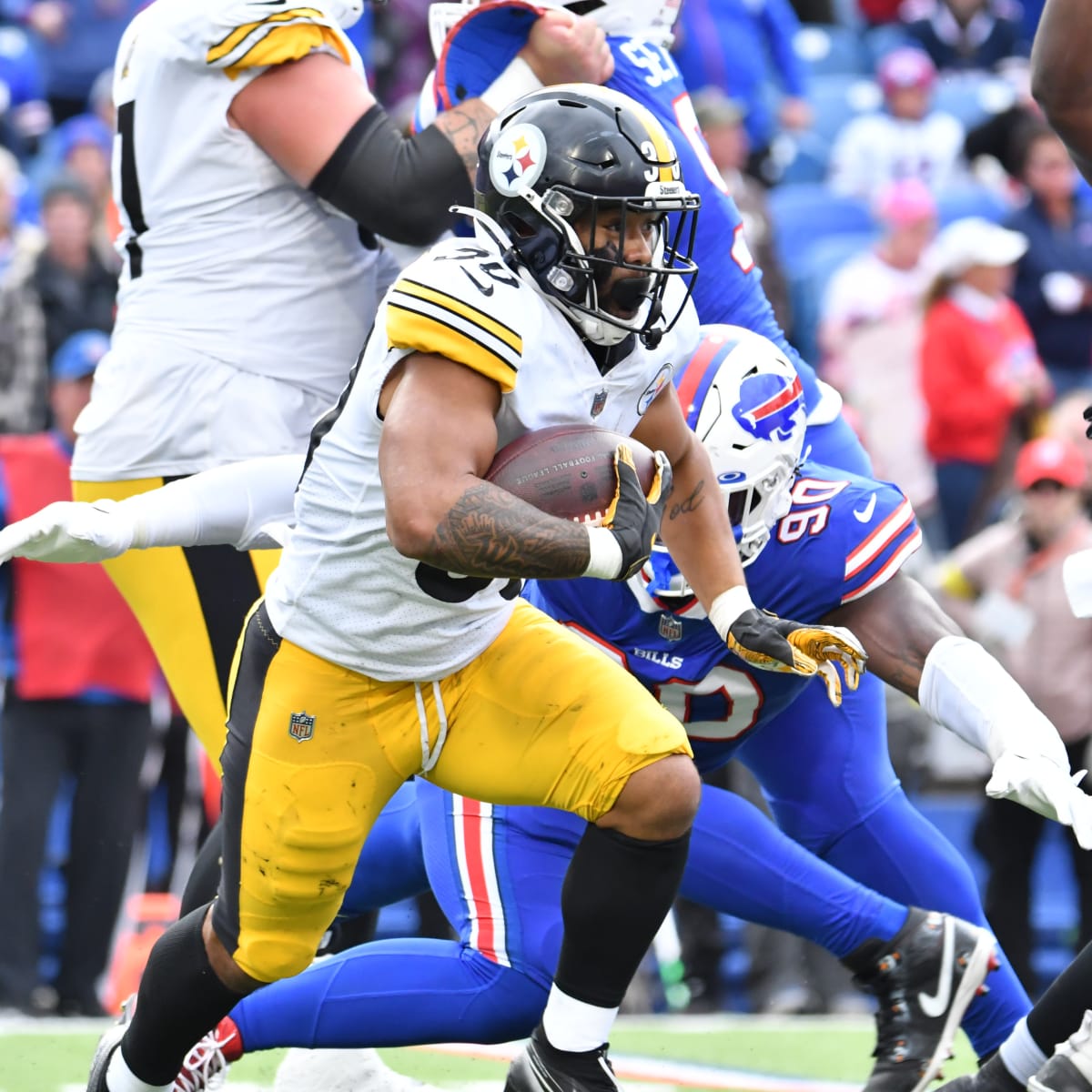 Bills overwhelm Steelers in first half, win 38-3 in dominant