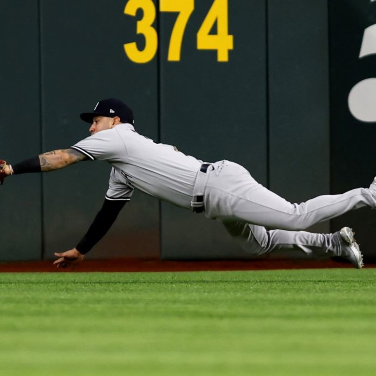 Ex-Red Sox Marwin González Looks Like Different Person In Yankees Gear