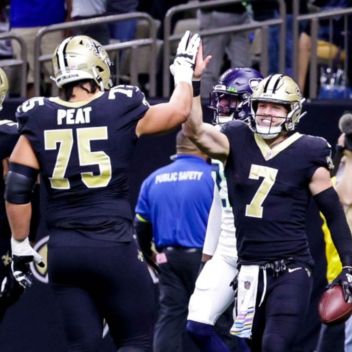 Saints' Taysom Hill, The Swiss Army Knife Game: Week 5 By the Numbers -  Sports Illustrated New Orleans Saints News, Analysis and More
