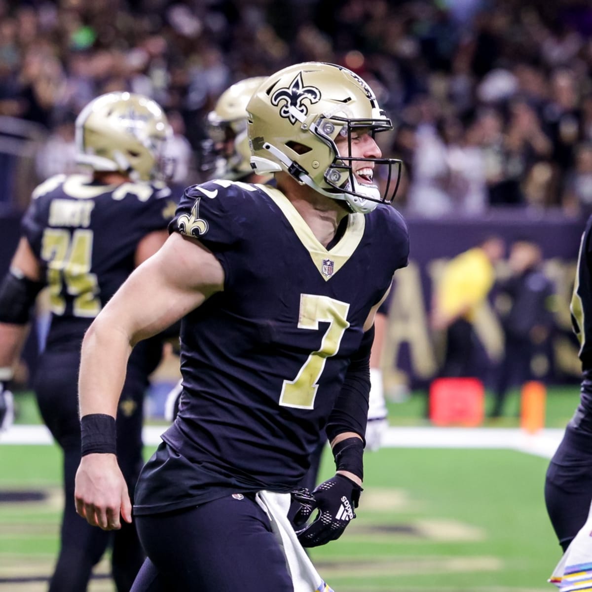 WATCH: Fantasy Football Week 14 - Saints QB Taysom Hill is a Must Start -  Sports Illustrated New Orleans Saints News, Analysis and More