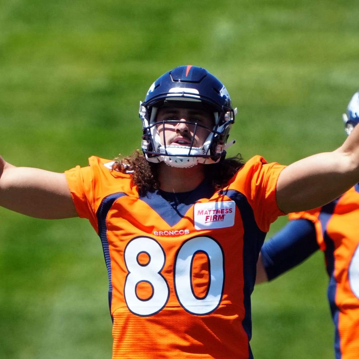 Broncos put TE Greg Dulcich (hamstring) on IR