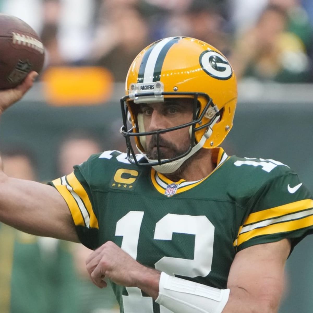 Jets' $280,000,000 splash-the-cash mission hamstringing QB pursuit after  Aaron Rodgers' injury: Report