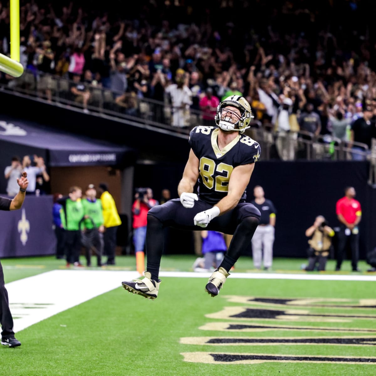 Bengals vs. Saints: Photos from the Week 10 battle in Cincinnati