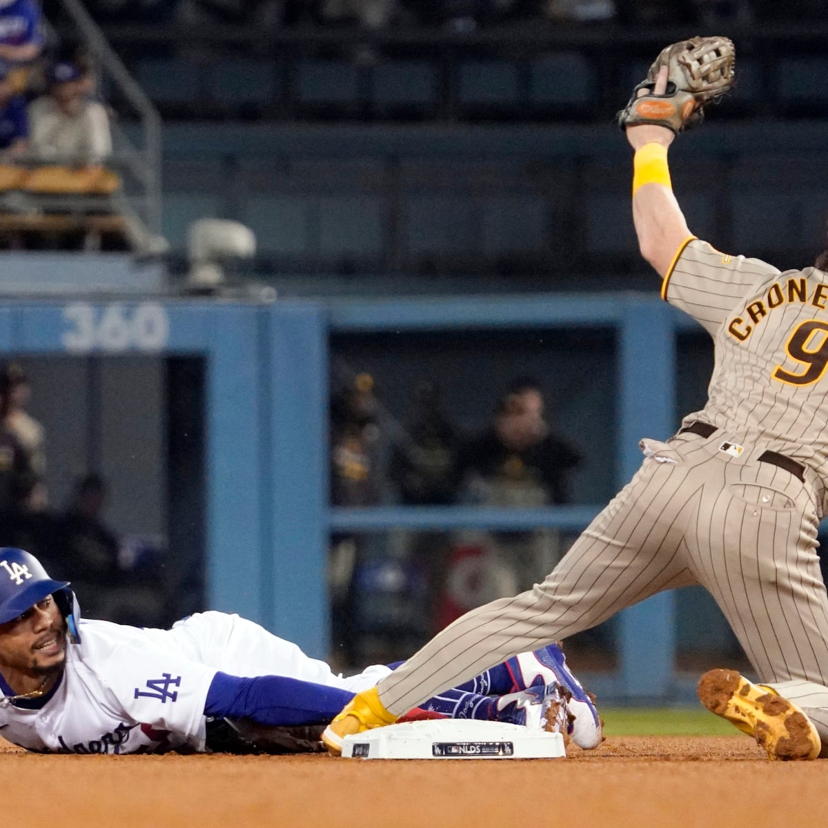 Padres bounce Dodgers from playoffs with 5-3 win, advance to first