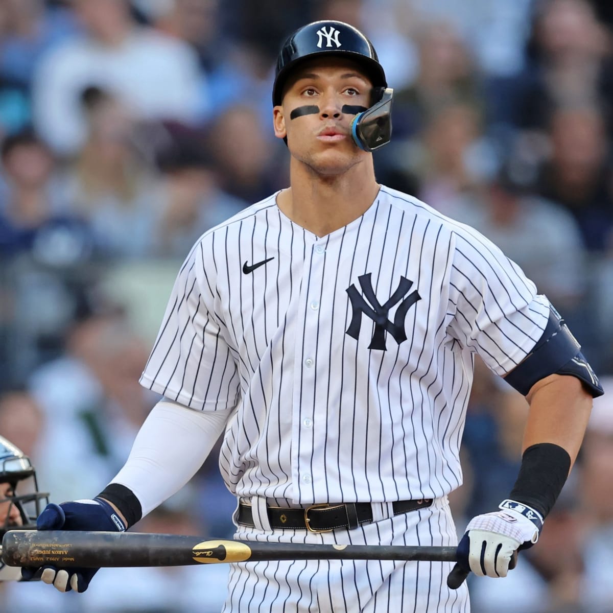 NY Yankees Giancarlo Stanton booed by fans in loss to Marlins