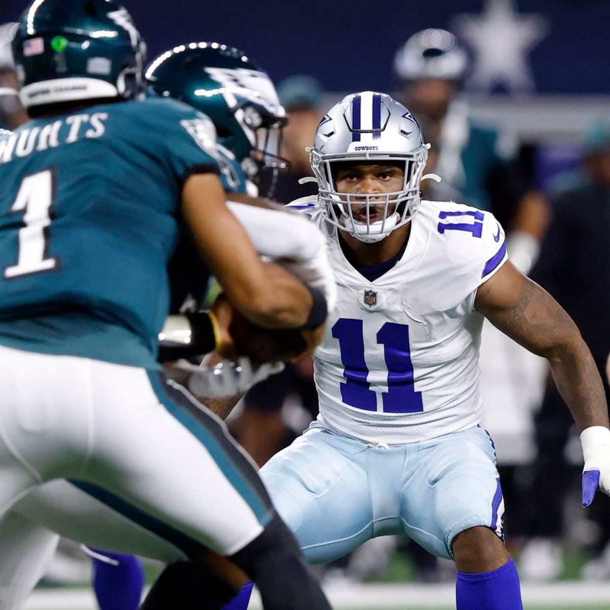 Eagles' offense neutralized Micah Parsons in their battle with the