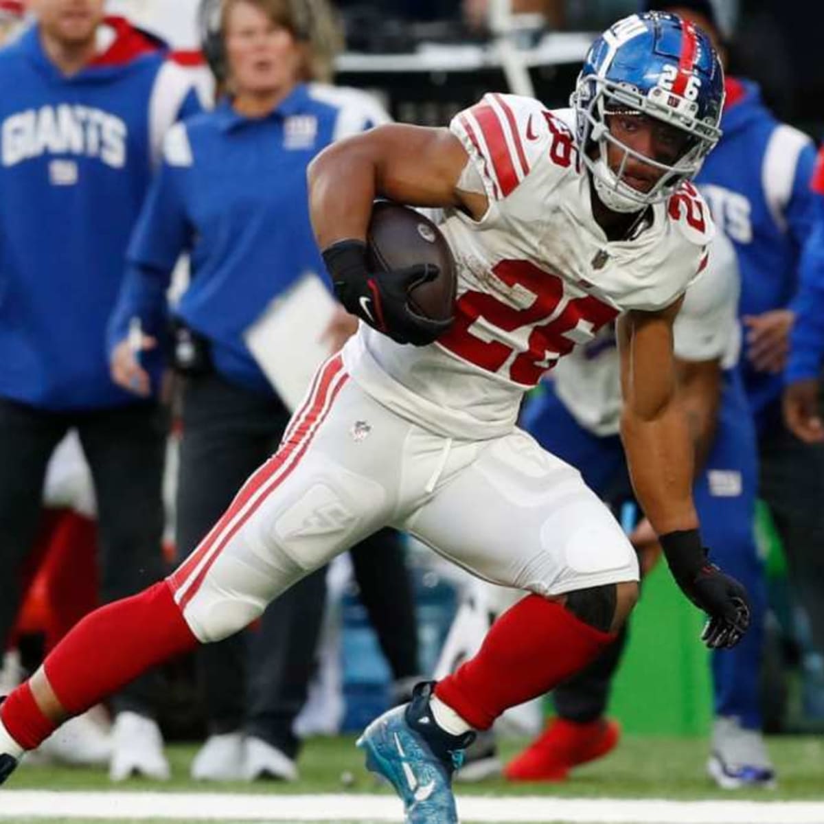 Giants rally from 10 down, top Ravens 24-20 on Barkley's run - WTOP News