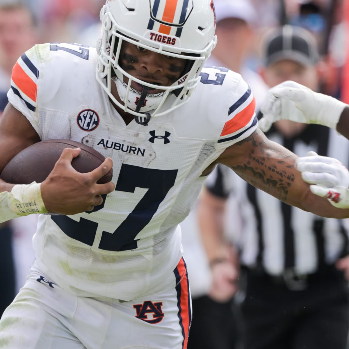 Jarquez Hunter named 2023 SEC breakout player - Sports Illustrated Auburn  Tigers News, Analysis and More