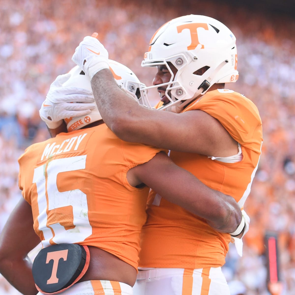 No. 3 Tennessee thumps UT Martin, 65-24