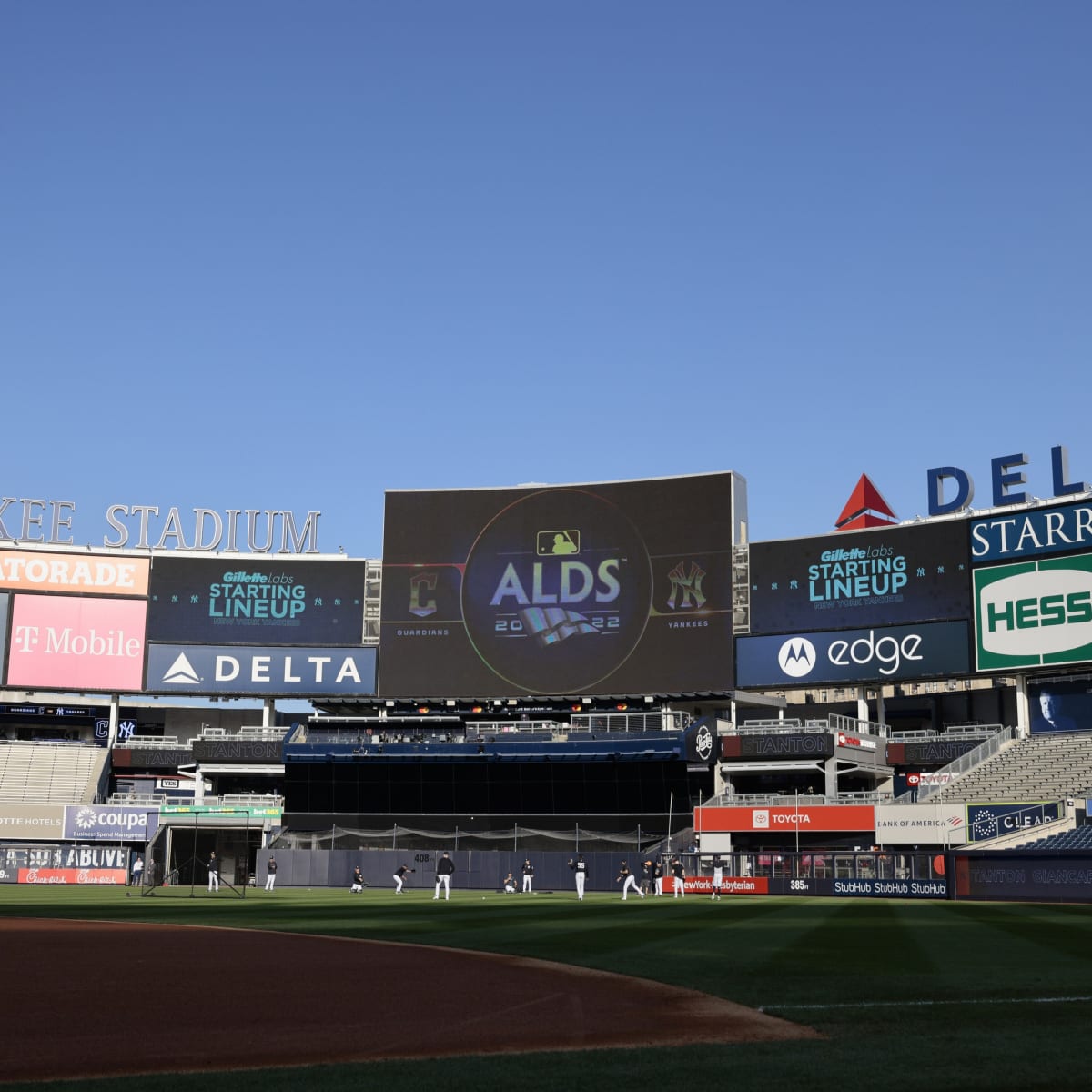 Yankees To Float Billion-Dollar Bond As Baseball Seen Hurt For Years –