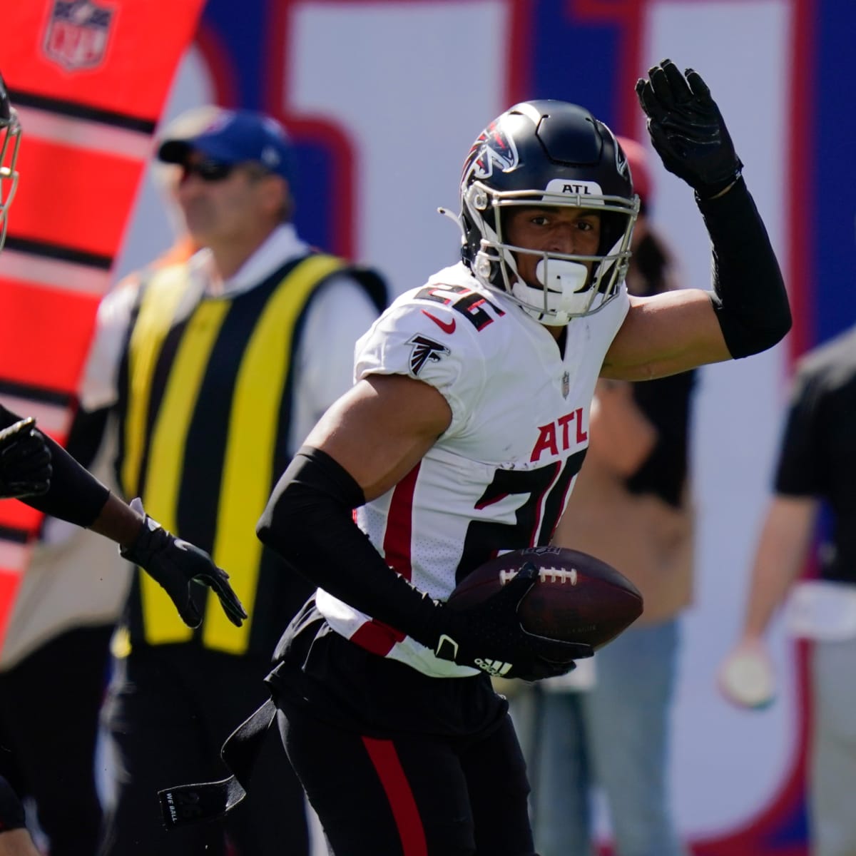 The Atlanta Falcons select Isaiah Oliver 58th overall in the 2018