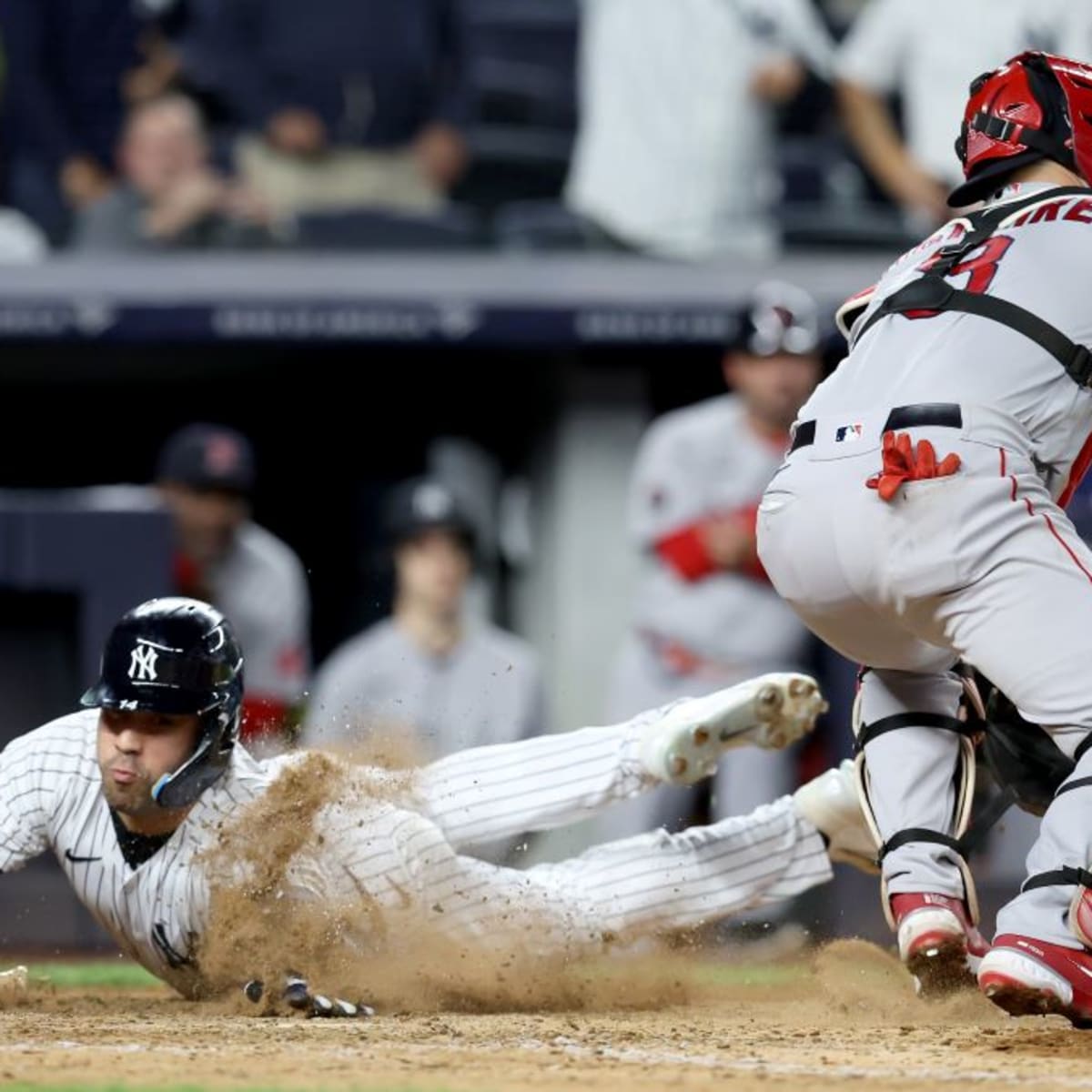 Aaron Boone relives injury that led to Yankees' Alex Rodriguez blockbuster