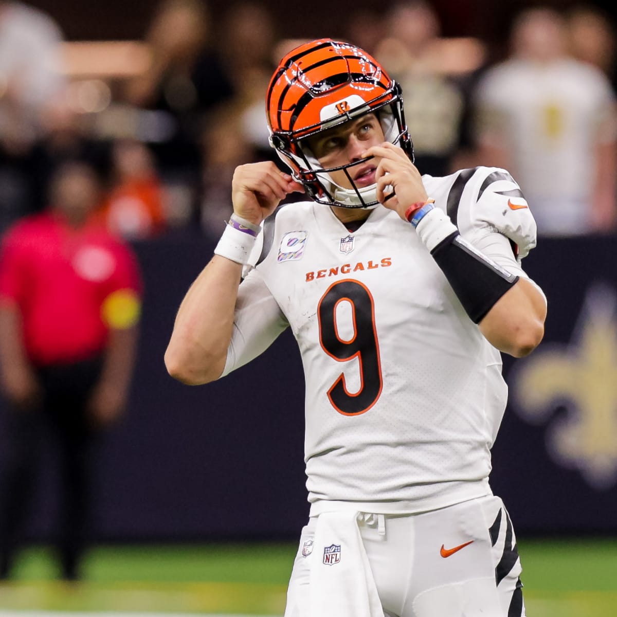 Cincinnati Bengals QB Joe Burrow Wears Funny Halloween Fit Ahead of Monday  Night Football - Sports Illustrated Cincinnati Bengals News, Analysis and  More