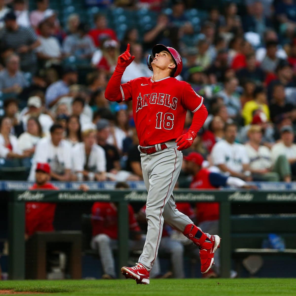 Angels News: Mickey Moniak Reacts to Philadelphia Fans Booing Him