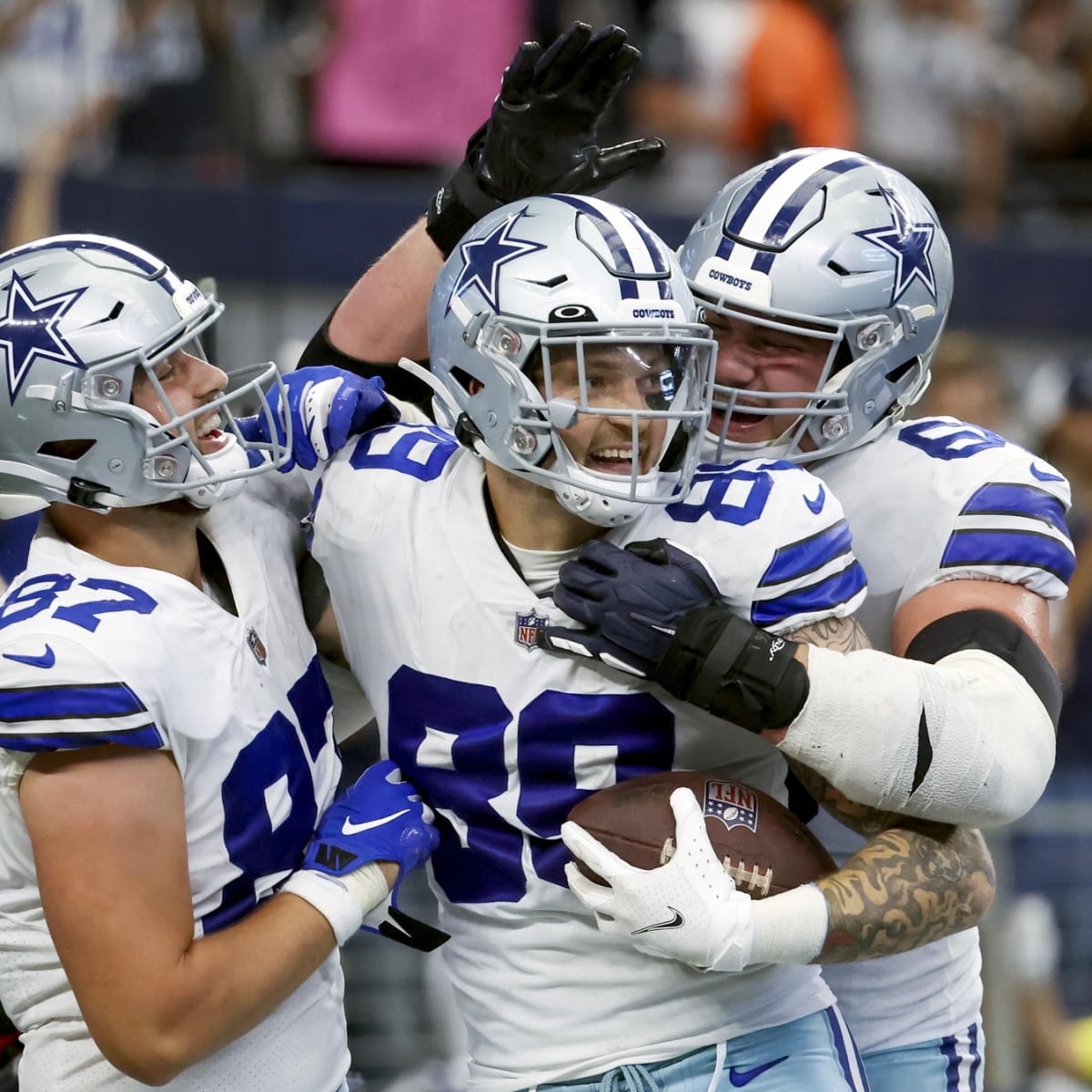 Dallas Cowboys Tightends Peyton Hendershot and Jake Ferguson will