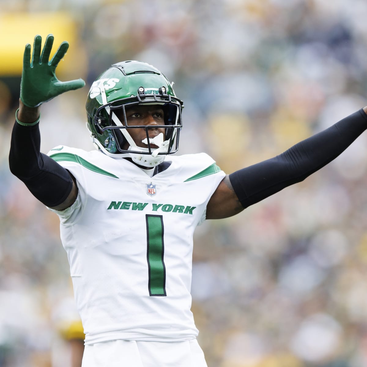 Jets take CB Sauce Gardner at No. 4, WR Garrett Wilson at 10