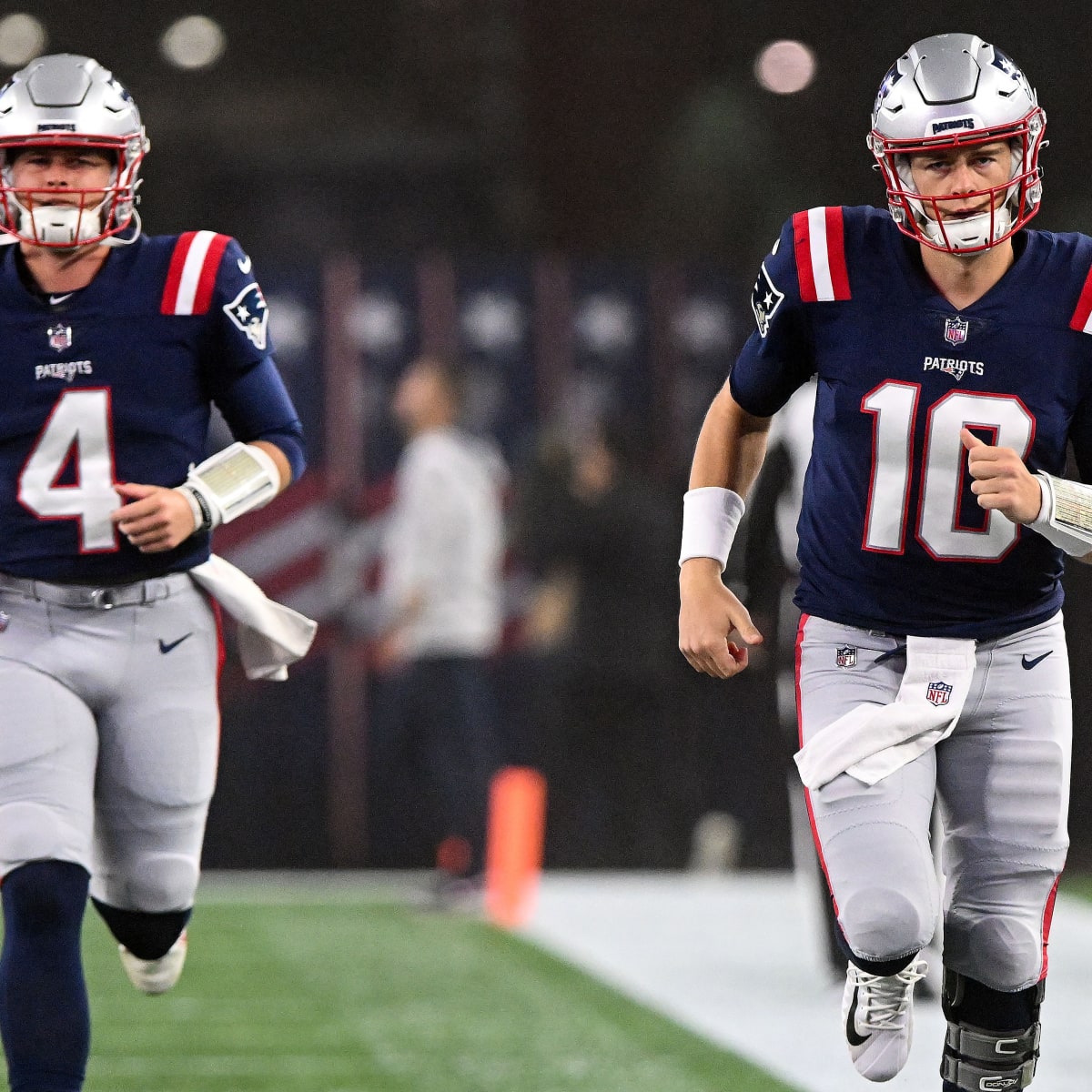 Patriots quarterback controversy: Bailey Zappe replaces Mac Jones - Sports  Illustrated