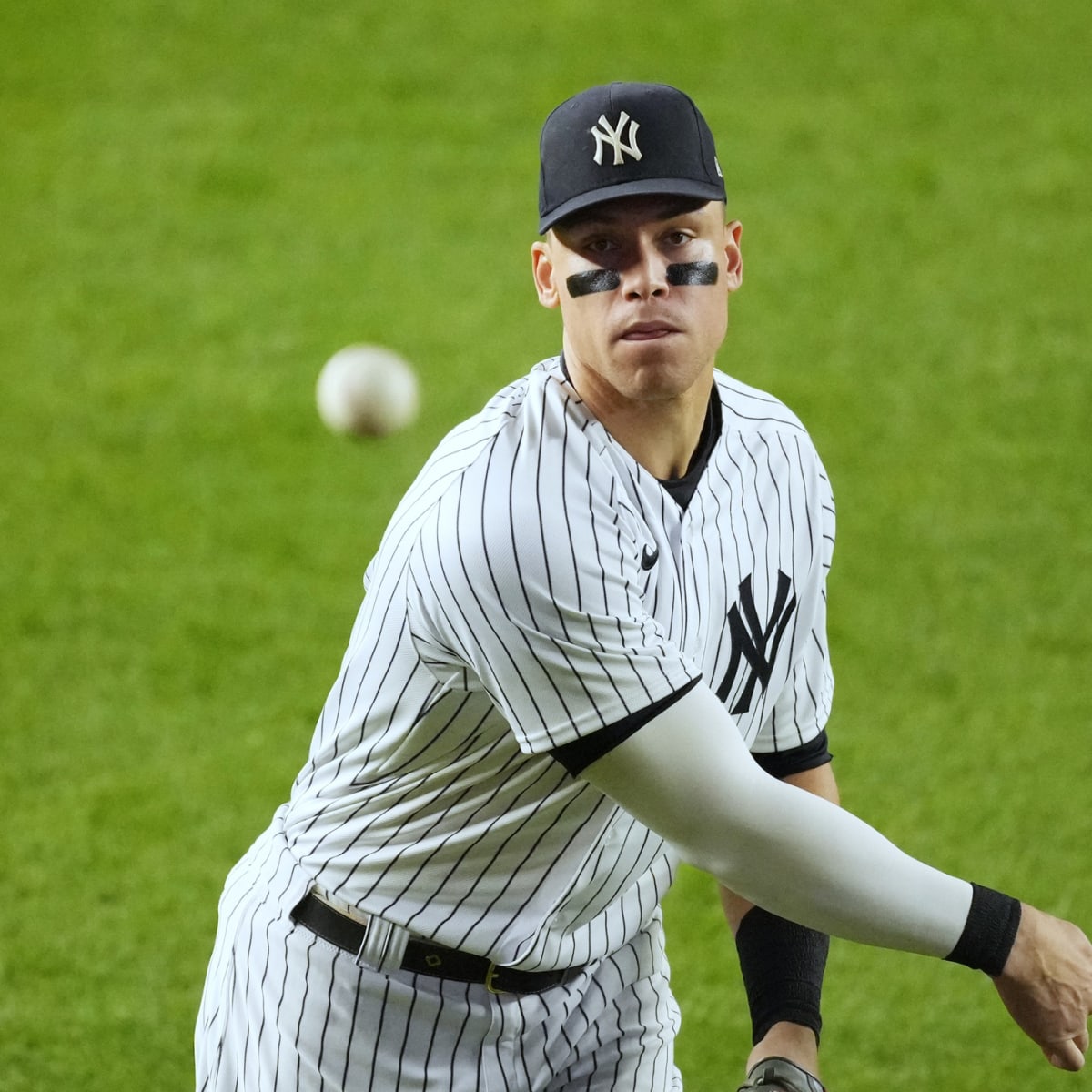 MLB Hot Stove: Giants on prowl for ace to entice Aaron Judge