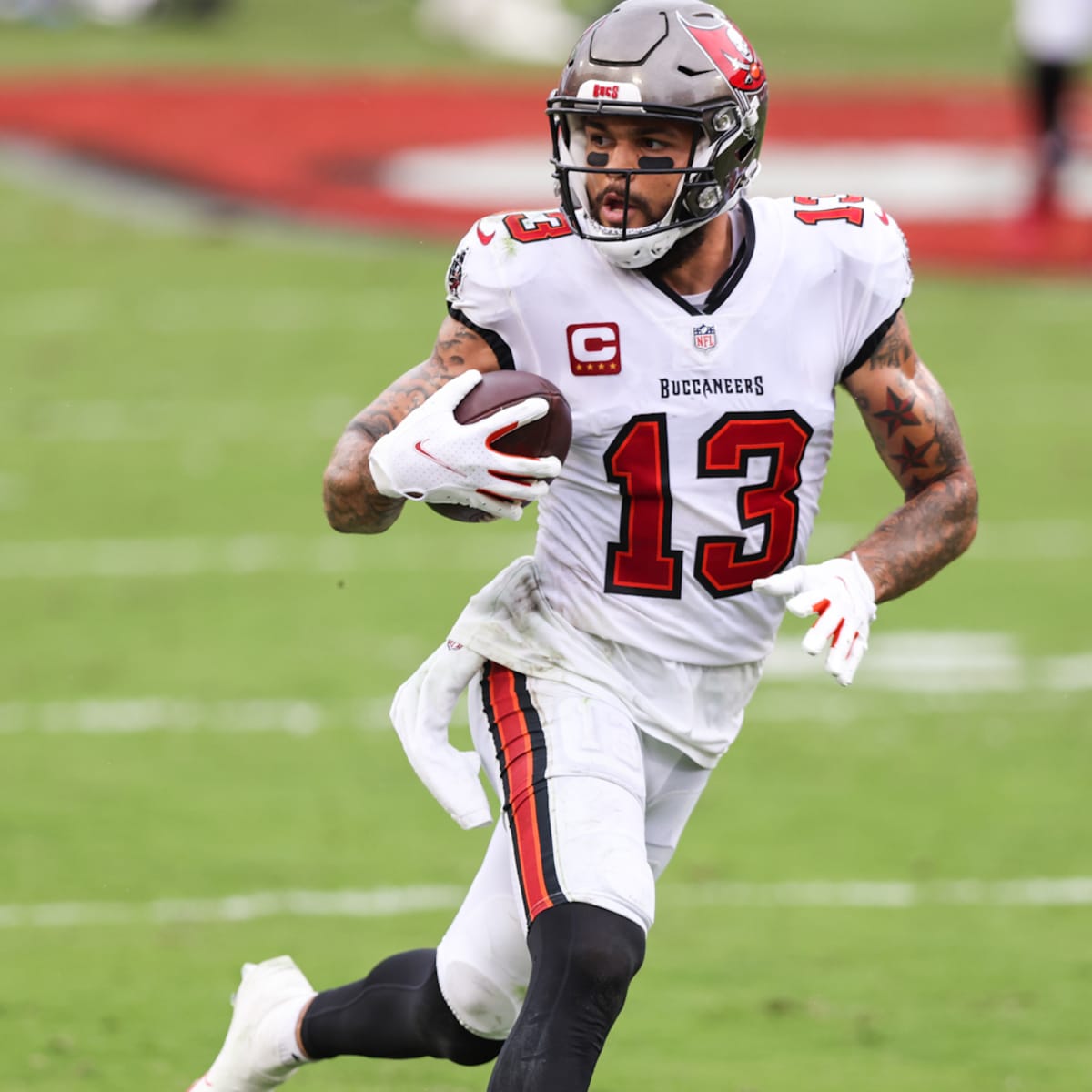 Mike Evans: Tampa Bay Bucs WR Eyes 1,000-Yard Seasons Record Held